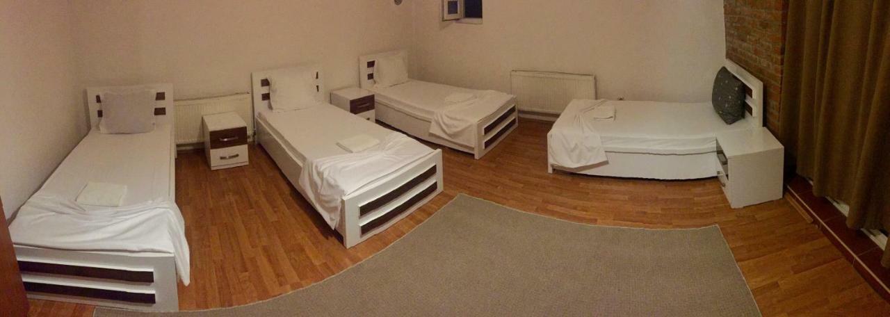 Hotel Bavaria Prishtinë Luaran gambar