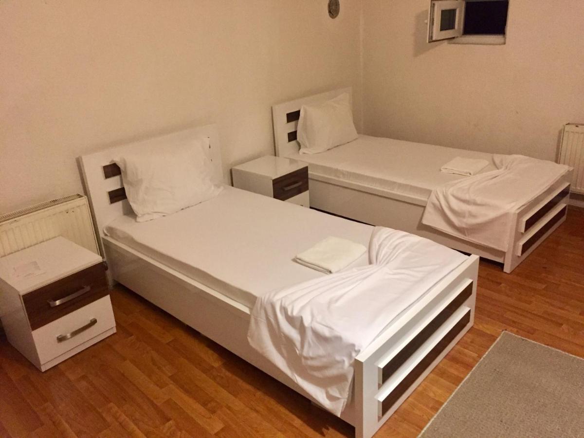 Hotel Bavaria Prishtinë Luaran gambar