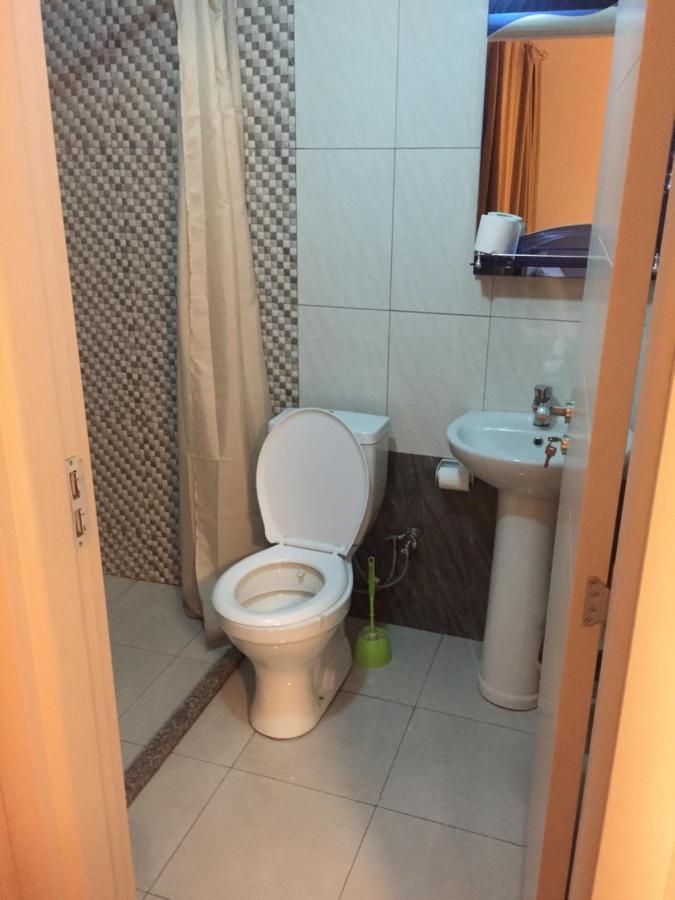 Hotel Bavaria Prishtinë Luaran gambar