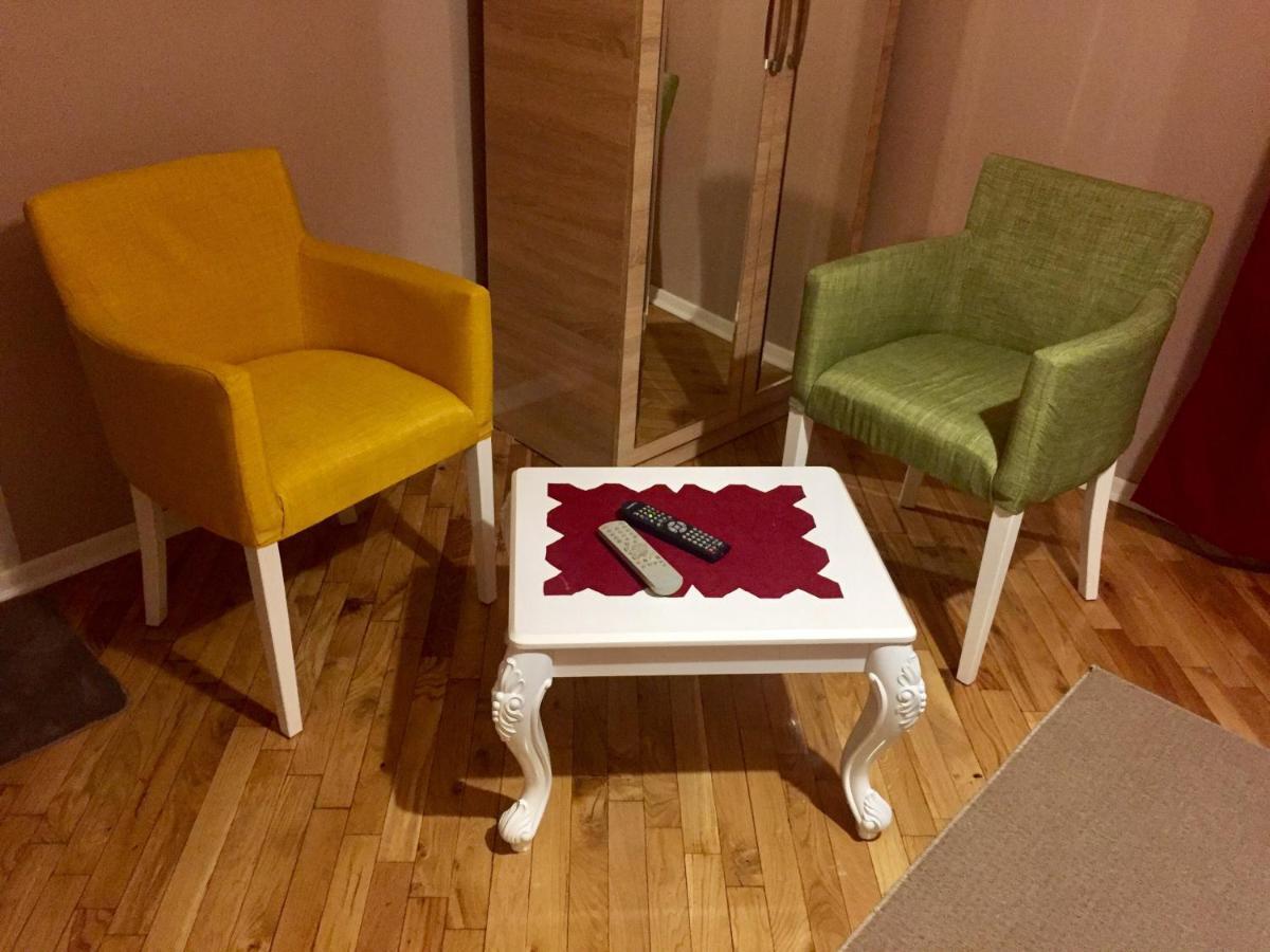 Hotel Bavaria Prishtinë Luaran gambar